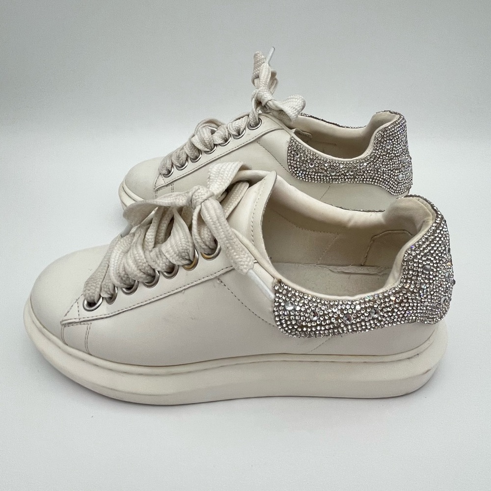 Steve Madden Gaines Women's White Silver bling Rhinestone Sneakers sz 7 wedding